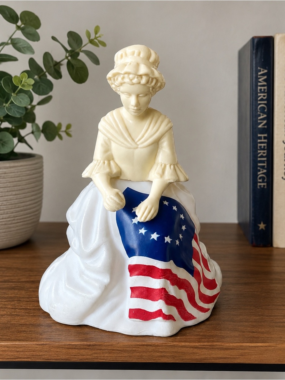 Avon Betsy Ross July 4 1976 Sonnet Cologne Bottle Empty Patriotic Flag Figurine